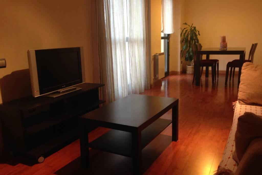 Апартаменти Atico Centro Oviedo 3Hab+Garaje+Terraza+Wifi Екстер'єр фото