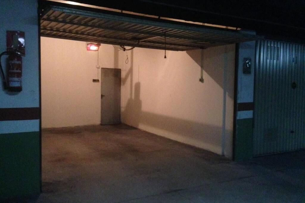 Апартаменти Atico Centro Oviedo 3Hab+Garaje+Terraza+Wifi Екстер'єр фото