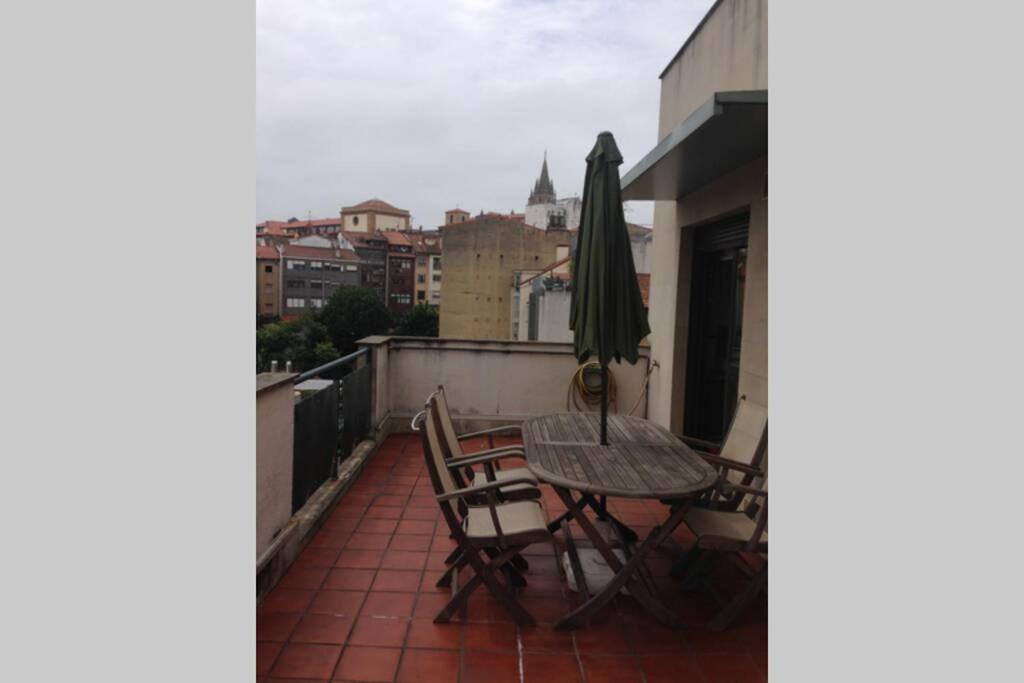 Апартаменти Atico Centro Oviedo 3Hab+Garaje+Terraza+Wifi Екстер'єр фото